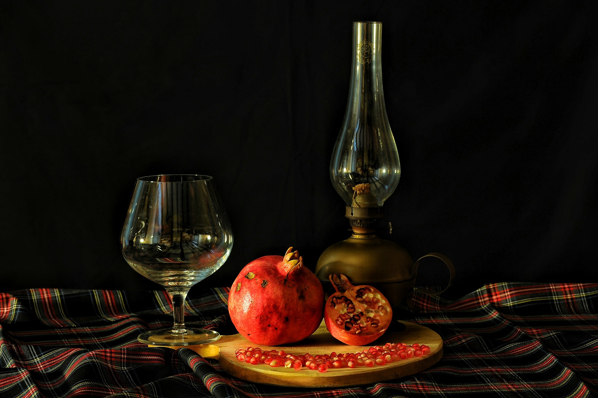 Pomegranate Grappa Liqueur Recipe D.I.Y.