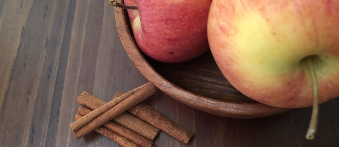 Apple Cinnamon Infused Bourbon Recipe D.I.Y.